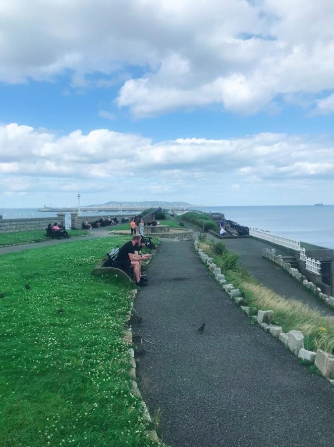 Mulgrave Lodge Dun Laoghaire Bagian luar foto